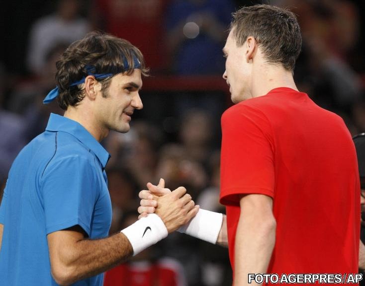 Roger Federer şi Jo-Wilfried Tsonga vor juca finala Mastersului de la Paris