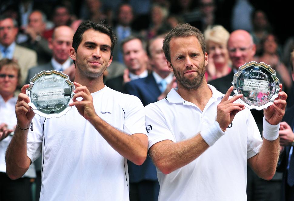 Tecău şi Lindstedt s-au calificat în semifinale la Australian Open. Begu şi Niculescu, eliminate în sferturi