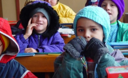 Ger de crapă pietrele în Suceava: O şcoală şi-a suspendat cursurile