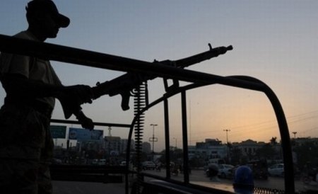 Irak: 21 de poliţişti au fost ucişi într-o serie de atacuri comise împotriva posturilor de control din Haditha