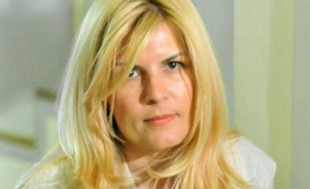 Elena Udrea îşi va anunţa oficial demisia din PDL Bucureşti. Şedinţa deja a început
