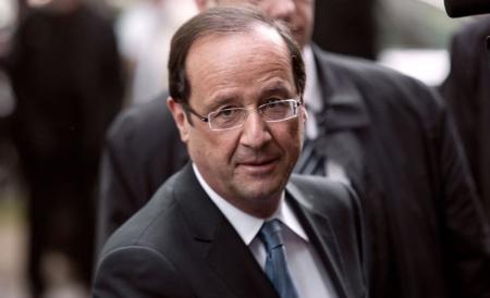 Francois Hollande: UE trebuie să aibă propria soluţie pentru criza economică