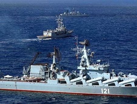 &quot;Marș&quot; al navelor rusești în largul Siriei. Ministerul rus al Apărării susţine că acestea vor opri doar pentru alimentare
