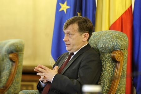Ponta: Antonescu nu îşi doreşte să stea la Cotroceni ca preşedinte interimar