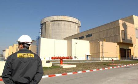 When will the 3rd and 4th reactors of the Cernavoda power plant be built and operational