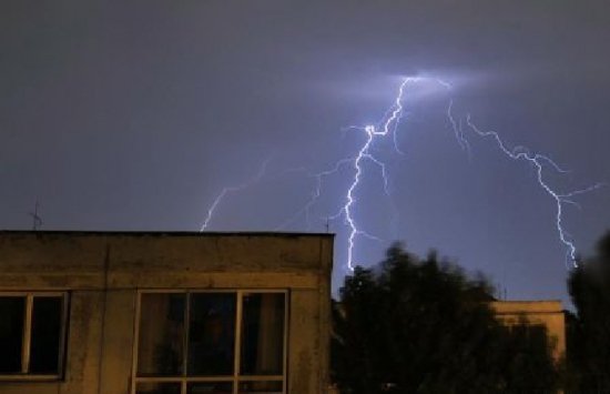 Cod galben de furtună în Bucureşti, Ilfov şi Dâmboviţa