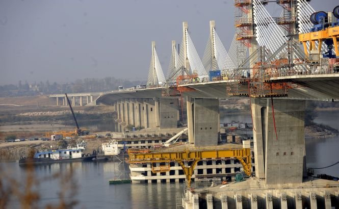 Bulgaria şi România plănuiesc construcţia unui al treilea pod peste Dunăre, între Silistra şi Călăraşi