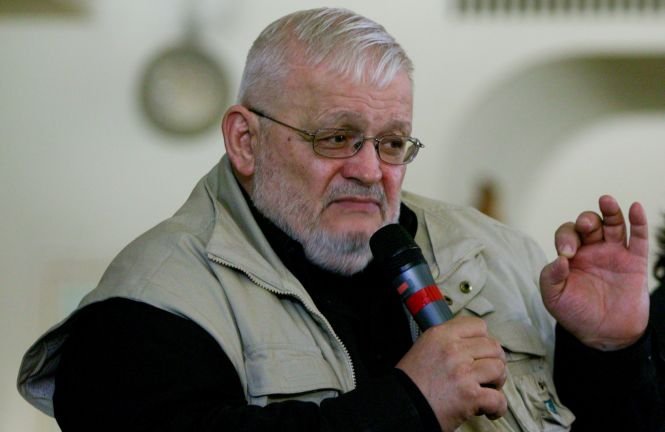 A murit Mihai Oroveanu, directorul Muzeului Naţional de Artă Contemporană
