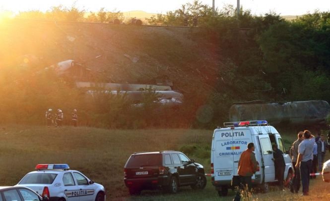 Accident feroviar în Bistriţa-Năsăud. 16 persoane au fost rănite