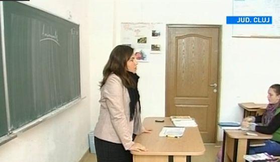 Profesor exemplu: A renunţat la un salariu de multinaţională pentru a-i învăţa pe elevi să vorbească româneşte