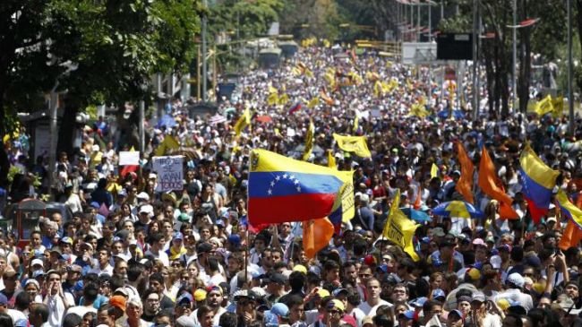 Protestele continuă în Venezuela