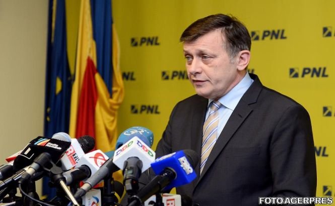 Crin Antonescu: PNL este singurul partid care nu a intervenit niciodată în mersul Justiţiei