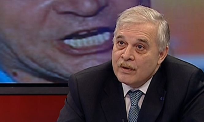 Athanasiu: Nu candidez la prezidenţiale. Oportuniştii şi corigenţii fac politică azi