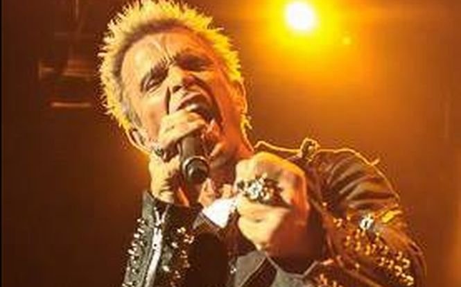 Billy Idol revine în România. Legenda rock va concerta în Bucureşti şi Cluj-Napoca