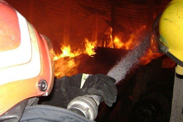 Incendiu la o grădiniţă din judeţul Vaslui. Toţi copiii au fost evacuaţi