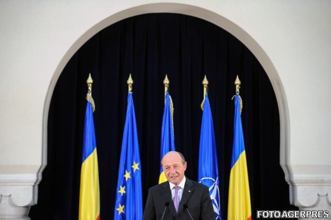 Băsescu: Raportul Guvernului pentru Bruxelles arată capacitatea premierului de a avea limbaj dublu