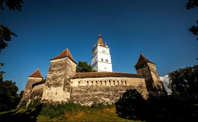 România la înălţime: Biserica fortificată din Hărman, un loc plin de istorie
