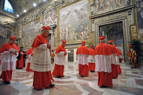 Ororile din Biserica Catolică, muşamalizate de acest cardinal. Ce măsură a luat Papa Francisc