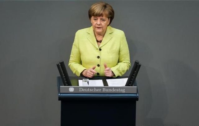 Angela Merkel cere implicarea mai multor state din UE în problema refugiaților 