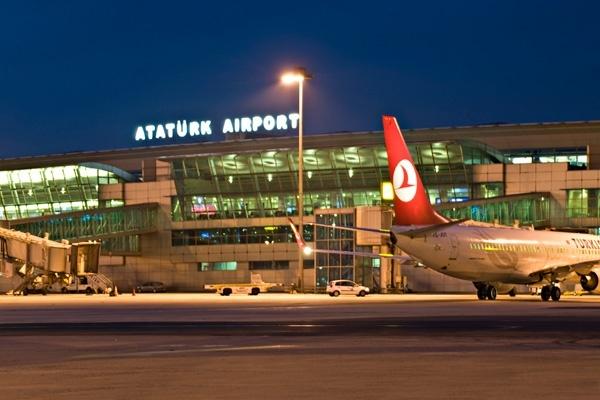 atentat-terorist-istanbul-aeroportul-ataturk-390775.jpg