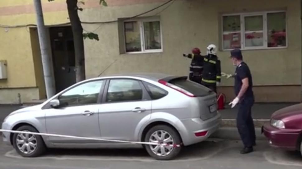 Panică pe o stradă din Drobeta-Turnu Severin! O femeie și-a găsit copiulul jucându-se cu o substanță periculoasă