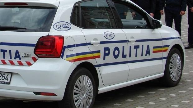 Trei polițiști craioveni, bătuți în secția de poliție
