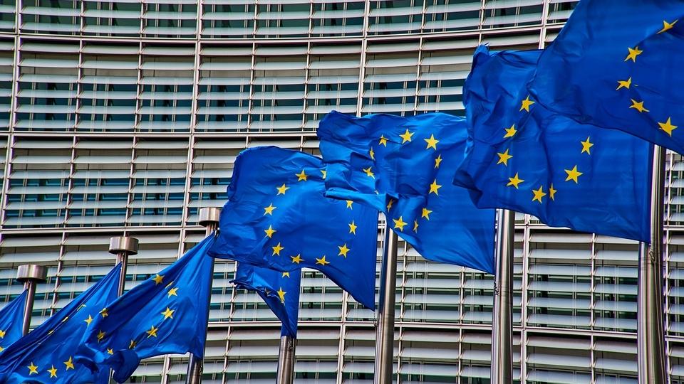 Comisia Europeană recomandă restricții de călătorie în UE