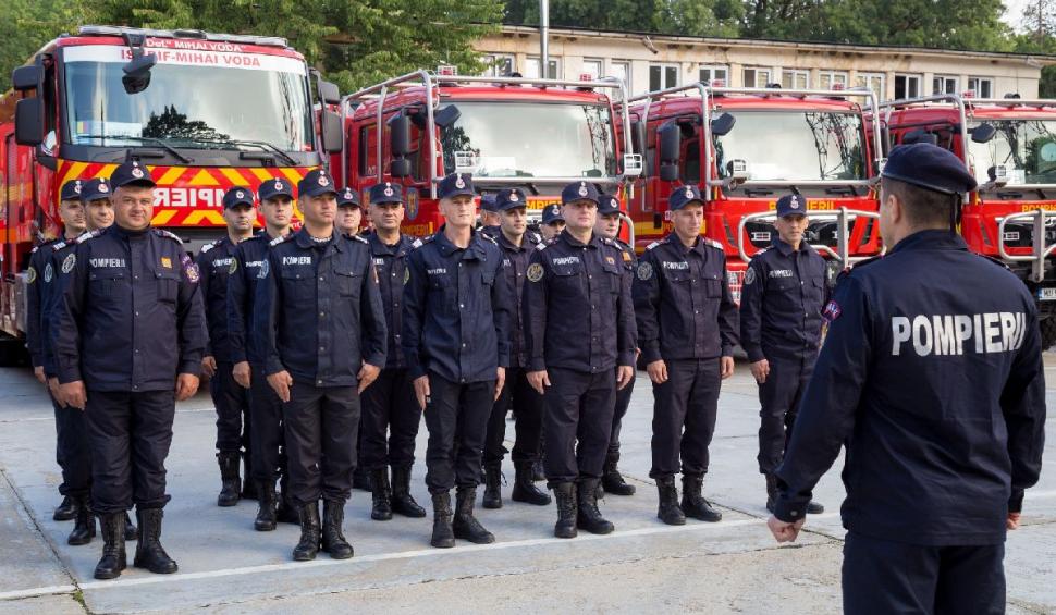 pompieri grecia stingere incendii