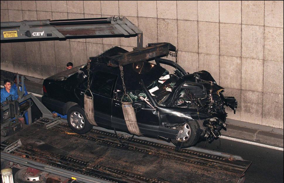 Au trecut 26 de ani de la moartea Prințesei Diana. Imagini surprinse după tragicul accident din 1997 855501