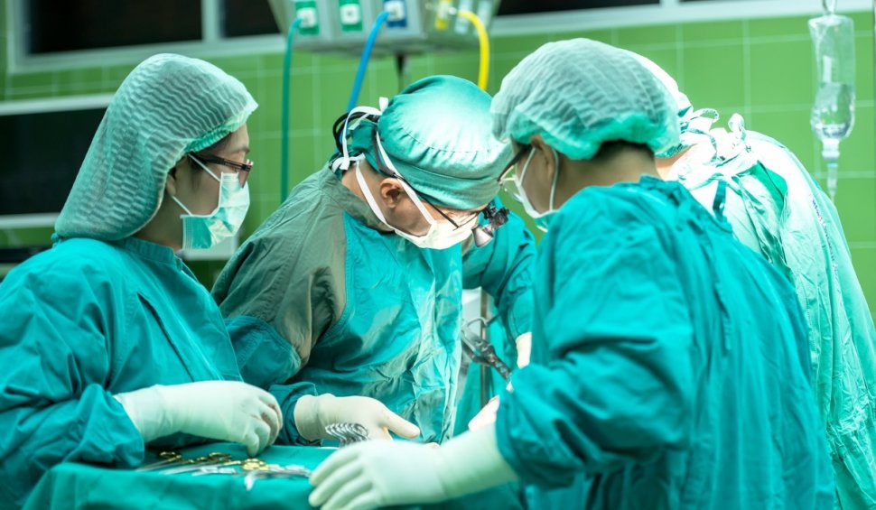 transplant inima artificiala 