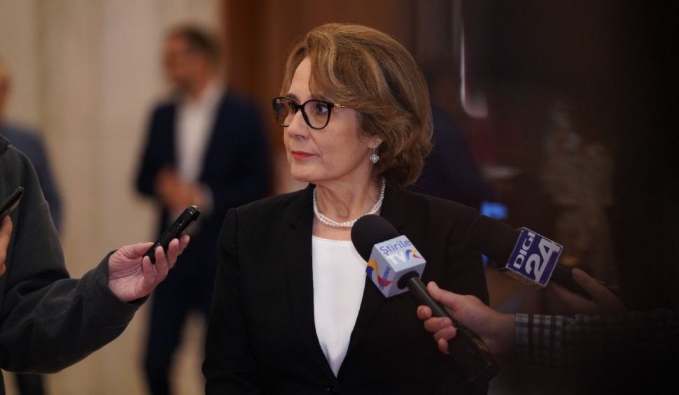 Senatoarea PNL Nicoleta Pauliuc sparge stereotipurile de gen în politica românească: ”Când am intrat în politică, mi s-a spus că trebuie să fiu bărbată”