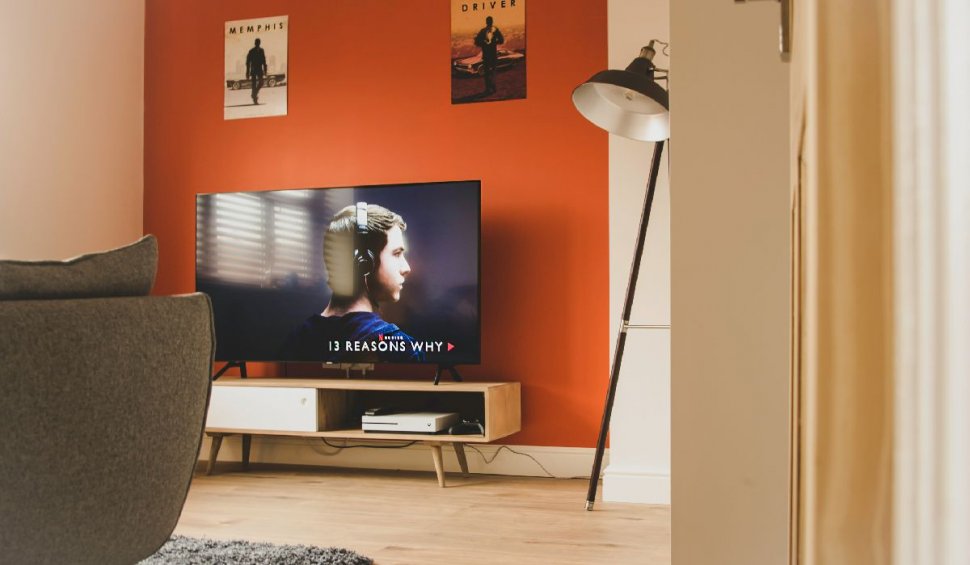 8 lucruri la care să fii atent când cumperi un TV