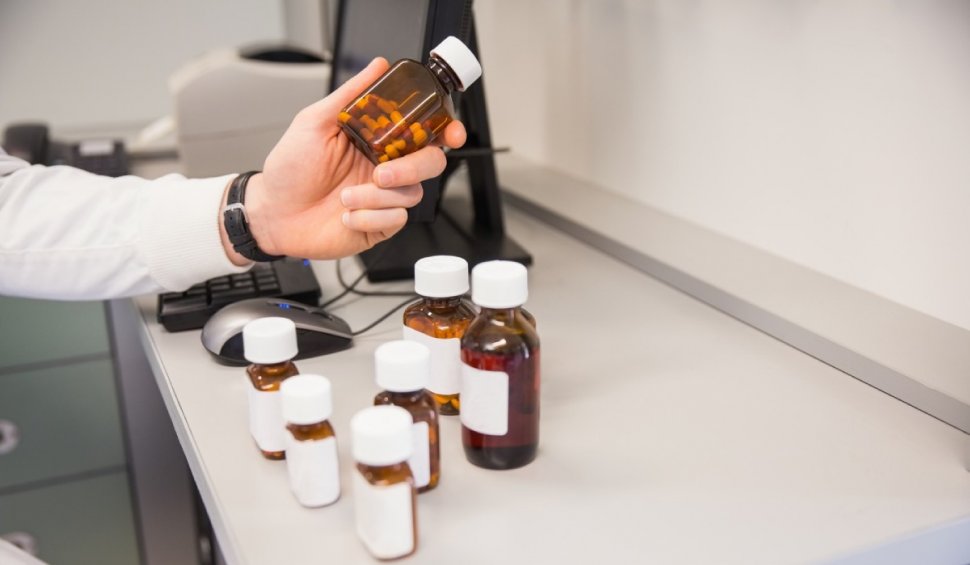 Comisia Europeană cere suspendarea autorizației pentru anumite medicamente generice neconforme. În România sunt autorizate aproximativ 40