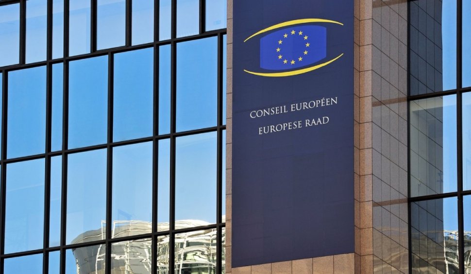 Consiliul UE a adoptat revizuirea regulilor Schengen. Modificări importante privind migranții