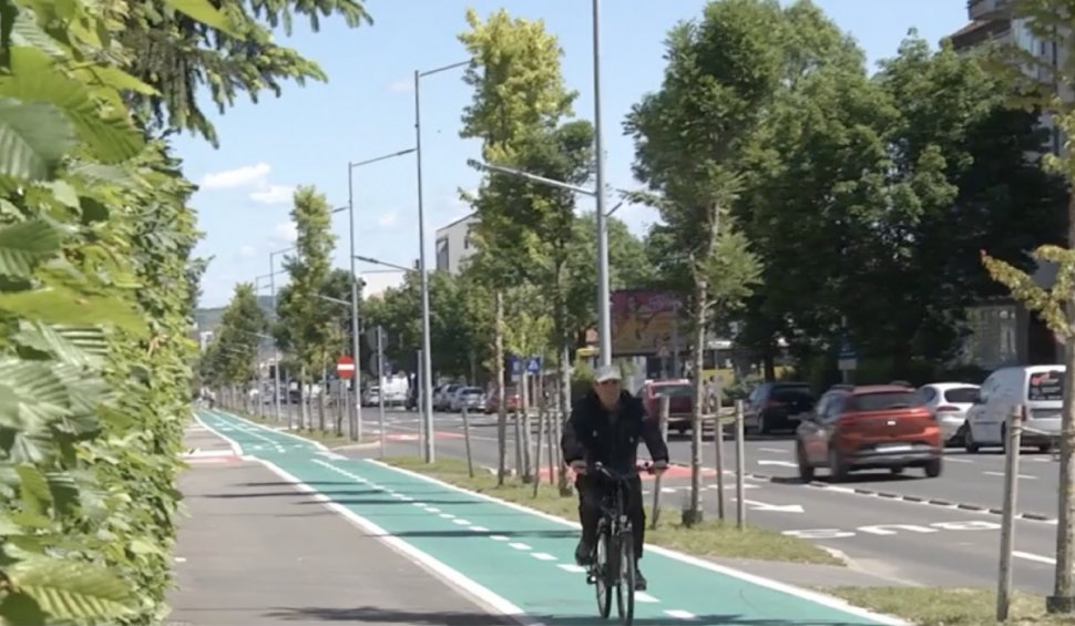 Soluții inteligente pentru a reduce traficul din marile orașe ale României, implementate în Sibiu: "Am creat covoare tactile la trecerile de pietoni"