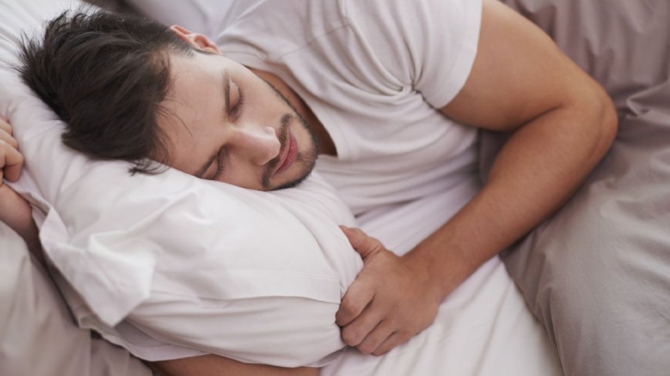 Dormitul dezbrăcat, beneficii pentru sănătate