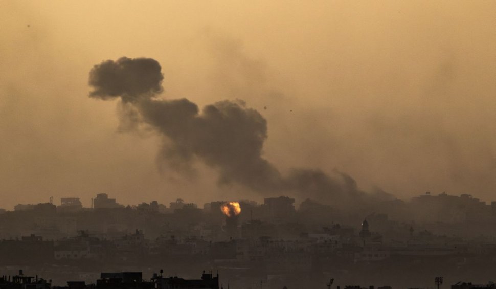 Tancurile israeliene au ajuns în centrul orașului Rafah. ONU: Un milion de locuitori au fugit