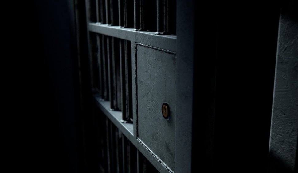 inchisoare gratii penitenciar detinut puscarie