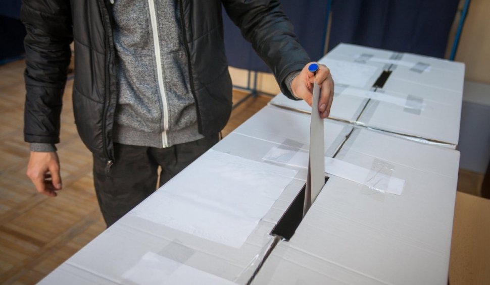 alegeri urna romania votare