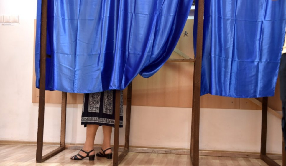 cabina vot alegeri