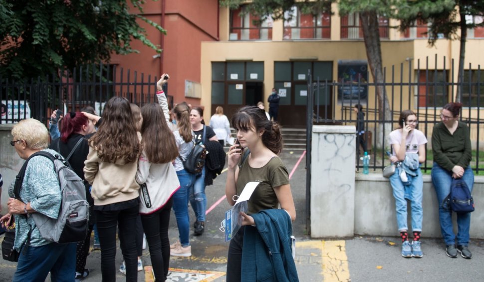 Evaluarea Națională 2024. Peste 7.000 de elevi nu s-au prezentat marți la proba scrisă la Limba și literatura română