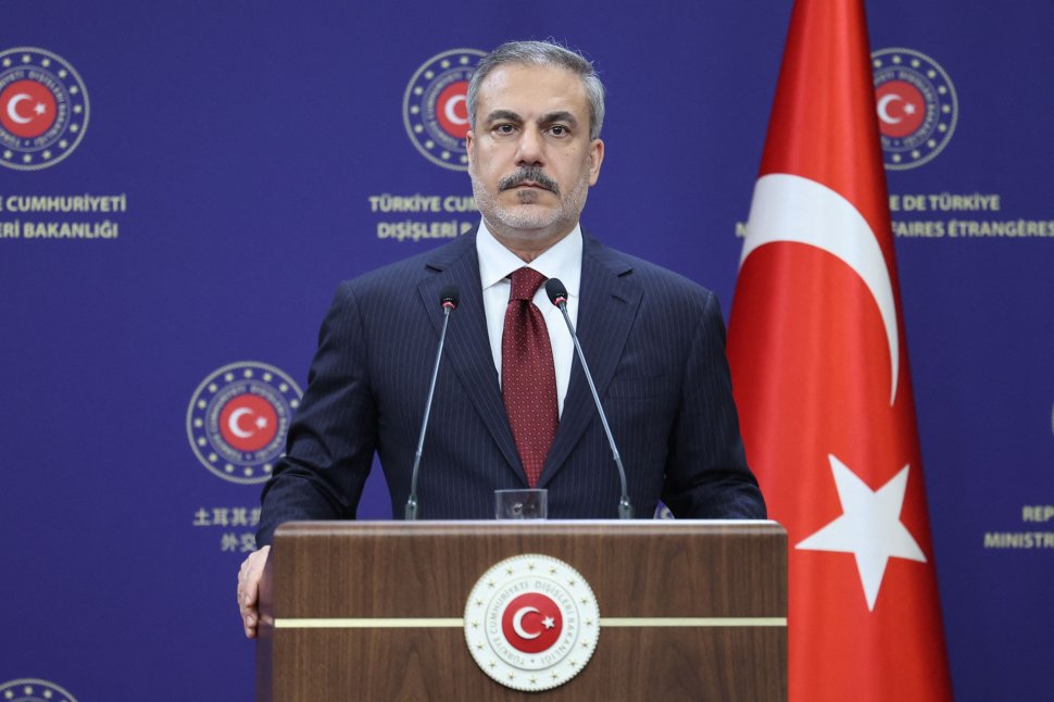 Șeful diplomației turce avertizează că ar putea izbucni un război mondial, după vizitele în China și Rusia
