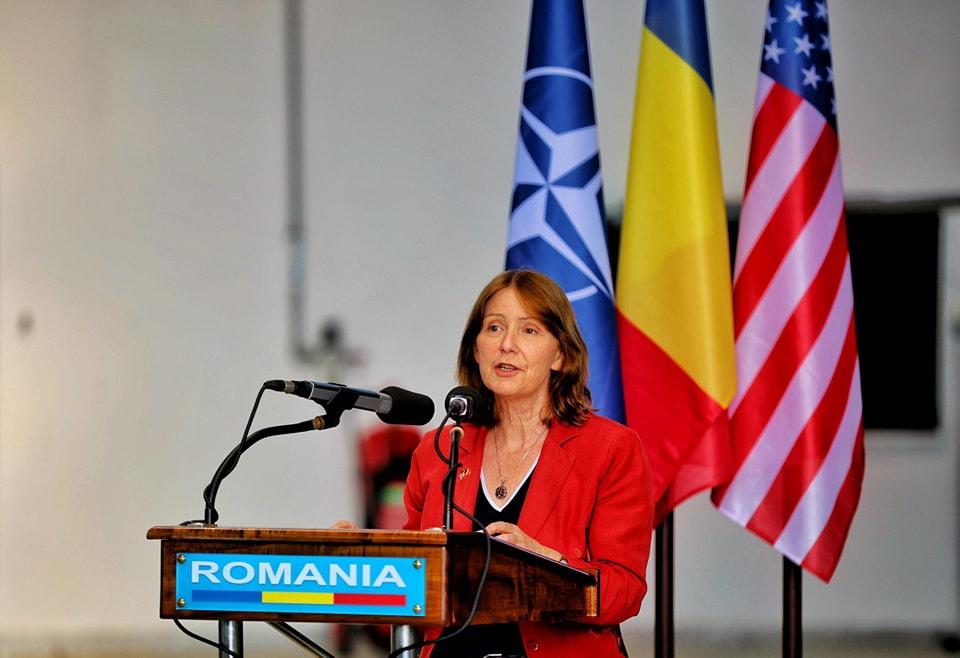 Ambasadoarea SUA în România, Kathleen Kavalec