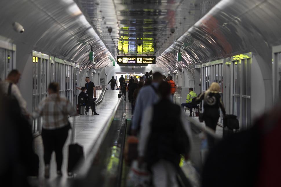 aeroportul otopeni