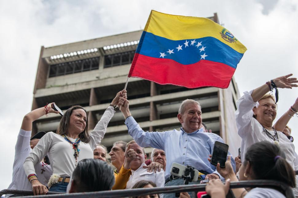 Edmundo González la un miting in venezuela