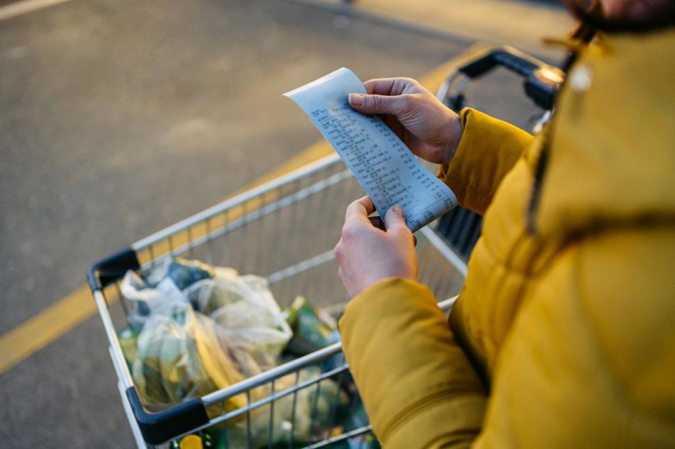 bon fiscal supermarket cumparaturi