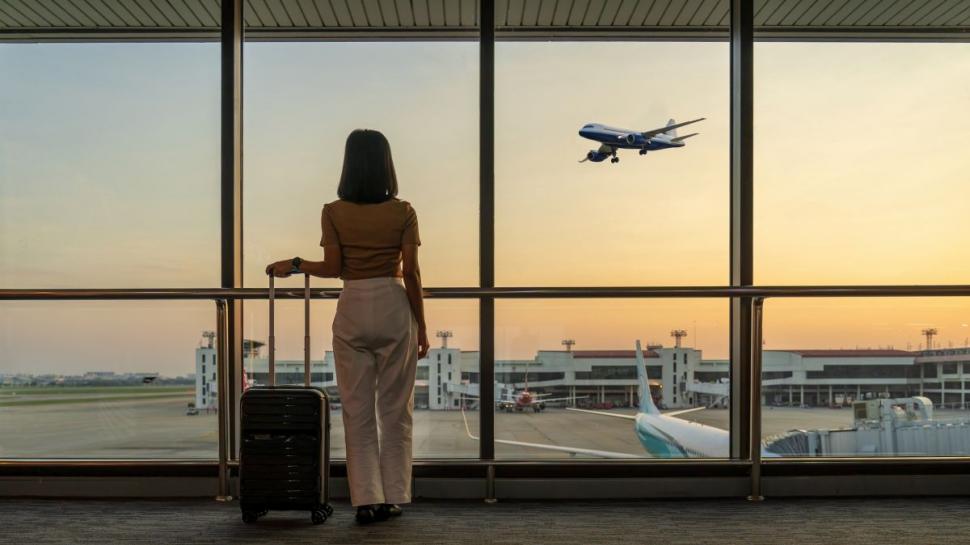 Pasager cu bagaj de mân? pe aeroport