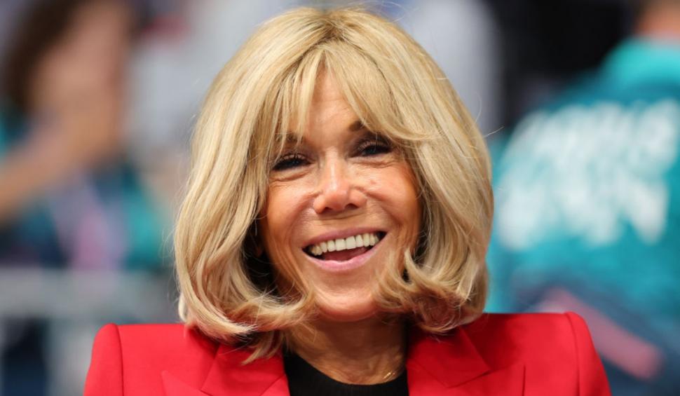 brigitte macron sotie emmanuel macron