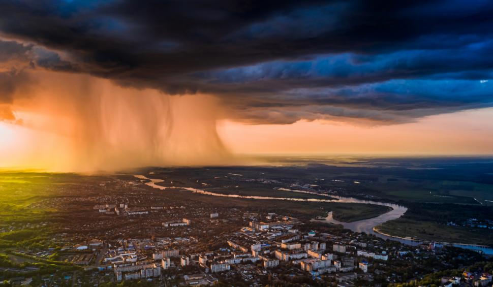 nori de furtuna fenomen meteo extrem