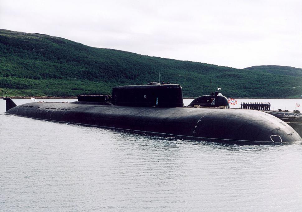 Un submarin nuclear rusesc in marea barents inainte sa se scufunde